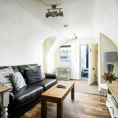 Unique 1 Bedroom Apartment-Bath Exterior foto